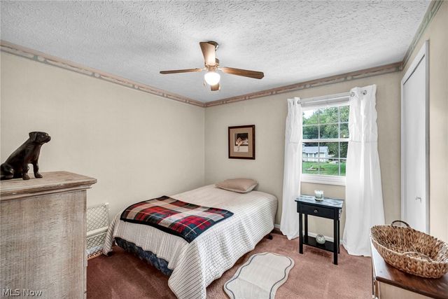 2322 Westport Drive, Akron, OH 44312