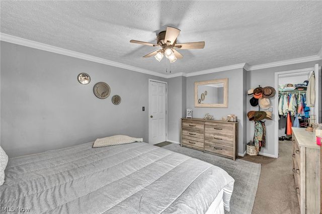 2322 Westport Drive, Akron, OH 44312