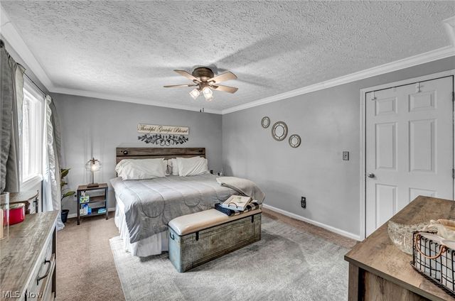 2322 Westport Drive, Akron, OH 44312
