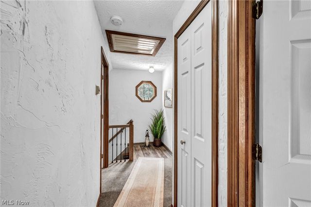 2322 Westport Drive, Akron, OH 44312
