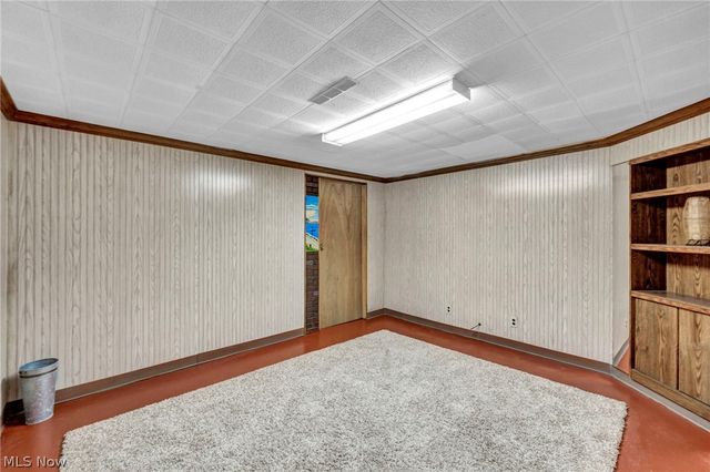2322 Westport Drive, Akron, OH 44312
