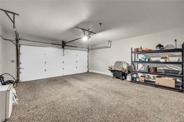 2322 Westport Drive, Akron, OH 44312