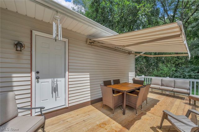 2322 Westport Drive, Akron, OH 44312
