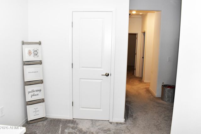 1821 E BERNIE Lane 107, Gilbert, AZ 85295