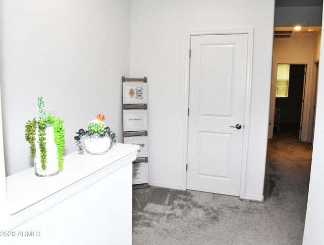 1821 E BERNIE Lane 107, Gilbert, AZ 85295