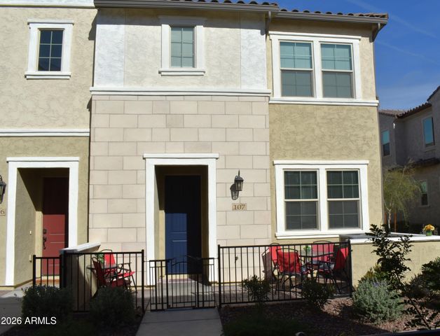 1821 E BERNIE Lane 107, Gilbert, AZ 85295