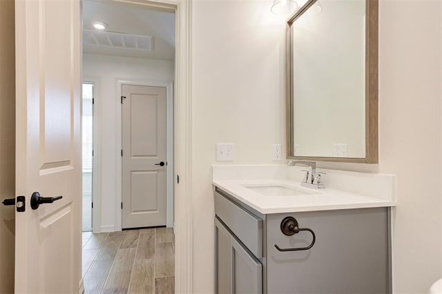 11917 NW 120th Street, Yukon, OK 73099