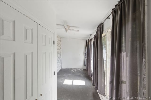 1613 E 9th Street, Okmulgee, OK 74447