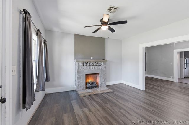 1613 E 9th Street, Okmulgee, OK 74447