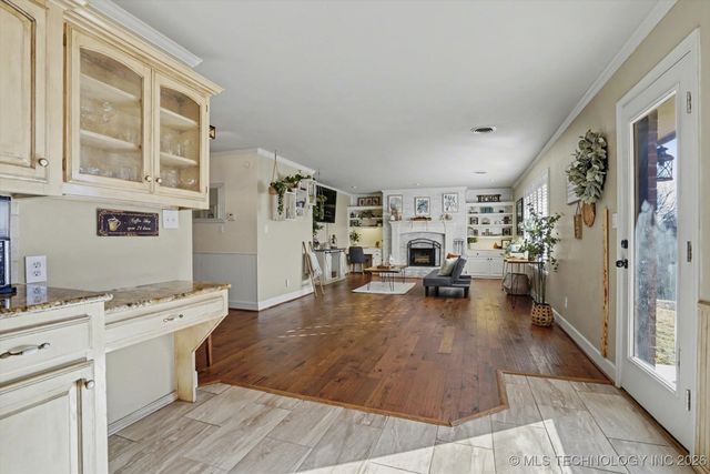 1712 Valley Road, Sapulpa, OK 74066