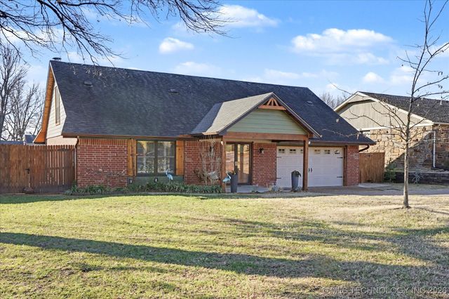 1712 Valley Road, Sapulpa, OK 74066
