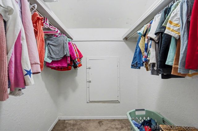 1712 Valley Road, Sapulpa, OK 74066