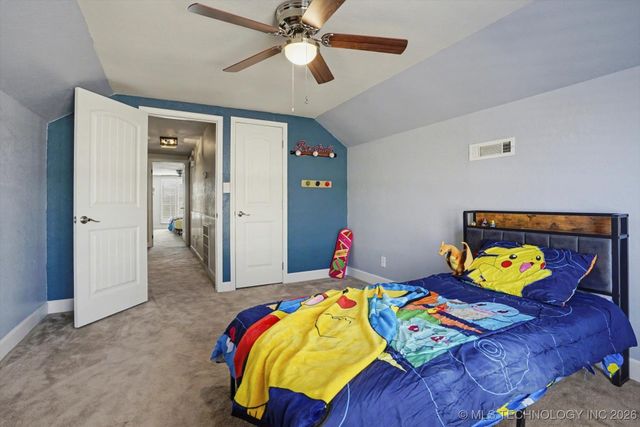 1712 Valley Road, Sapulpa, OK 74066