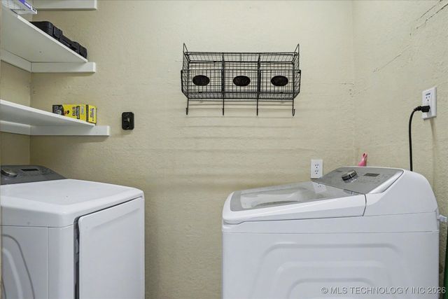 1712 Valley Road, Sapulpa, OK 74066