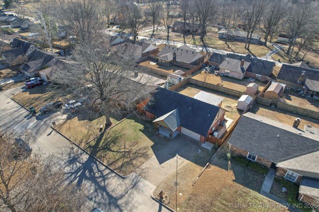 1712 Valley Road, Sapulpa, OK 74066