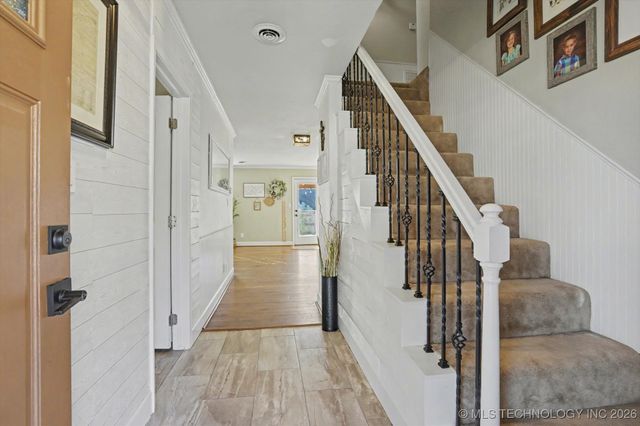 1712 Valley Road, Sapulpa, OK 74066