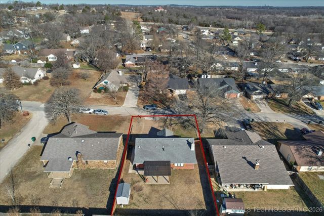 1712 Valley Road, Sapulpa, OK 74066