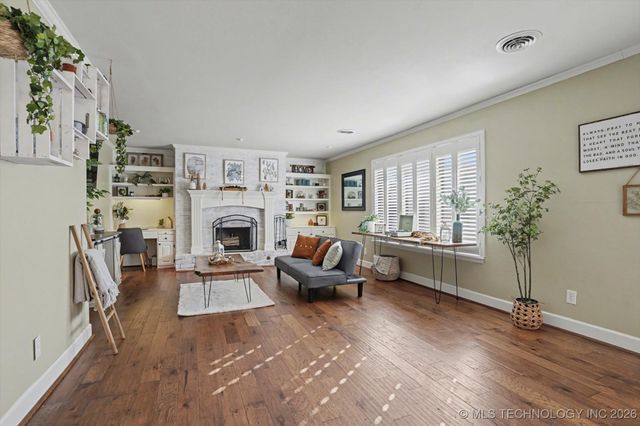 1712 Valley Road, Sapulpa, OK 74066