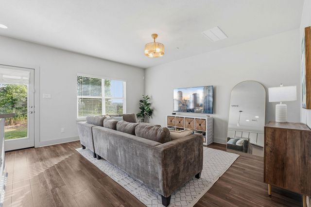 2260 Local Rebel LOOP, Leander, TX 78641