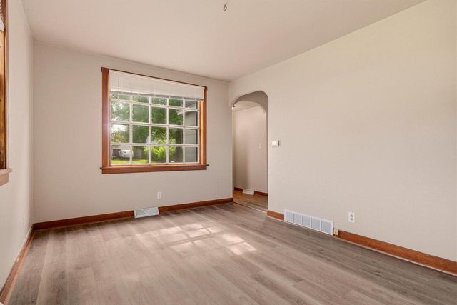 2737 Hamilton STREET, La Crosse, WI 54603
