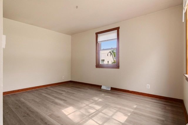 2737 Hamilton STREET, La Crosse, WI 54603