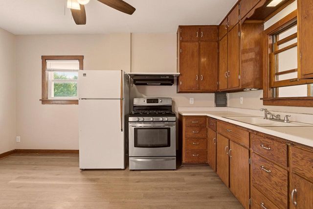 2737 Hamilton STREET, La Crosse, WI 54603