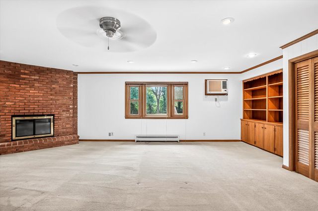 2533 S Sheridan Avenue, Springfield, MO 65804