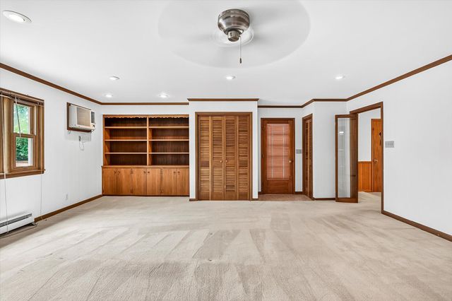 2533 S Sheridan Avenue, Springfield, MO 65804