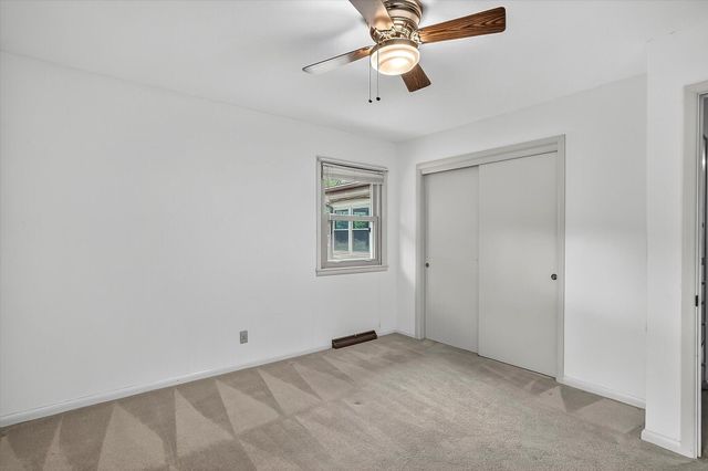 2533 S Sheridan Avenue, Springfield, MO 65804