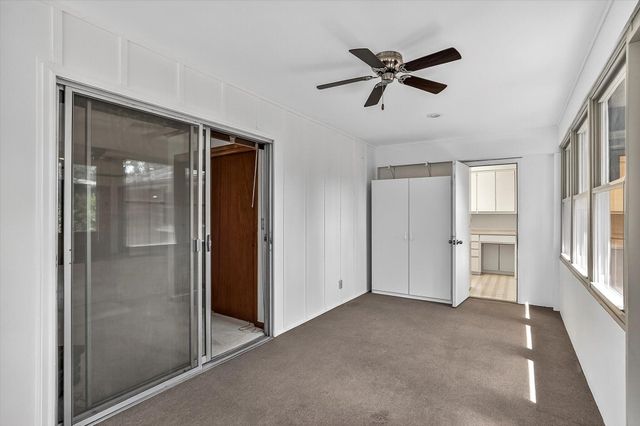 2533 S Sheridan Avenue, Springfield, MO 65804