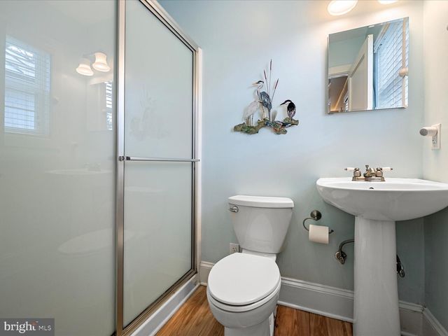 17 E LEICESTER ST, Winchester, VA 22601