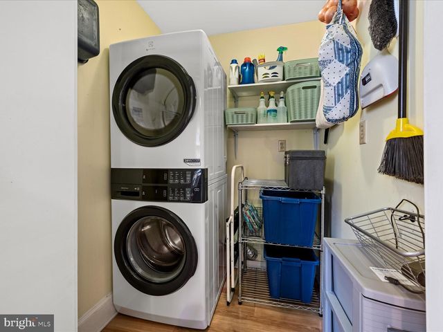 17 E LEICESTER ST, Winchester, VA 22601