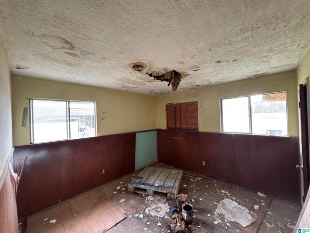 2033 WINCHESTER ROAD, Anniston, AL 36201