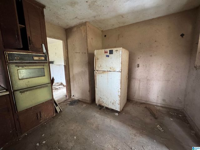 2033 WINCHESTER ROAD, Anniston, AL 36201