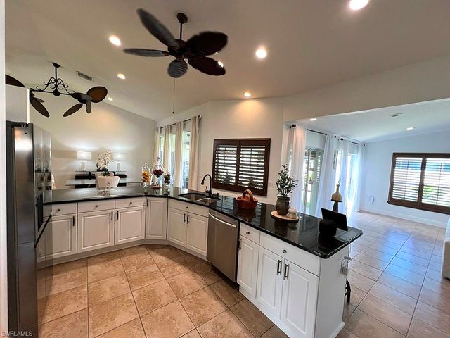 940 SE 20th CT, Cape Coral, FL 33990