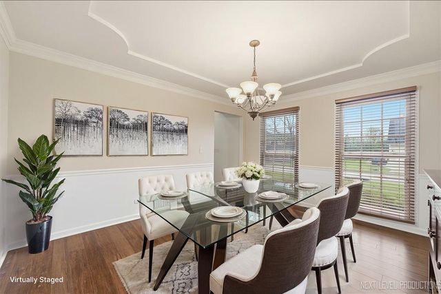 135 Westhaven Circle, Geneva, IL 60134