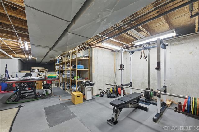 135 Westhaven Circle, Geneva, IL 60134