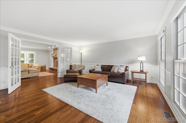 135 Westhaven Circle, Geneva, IL 60134