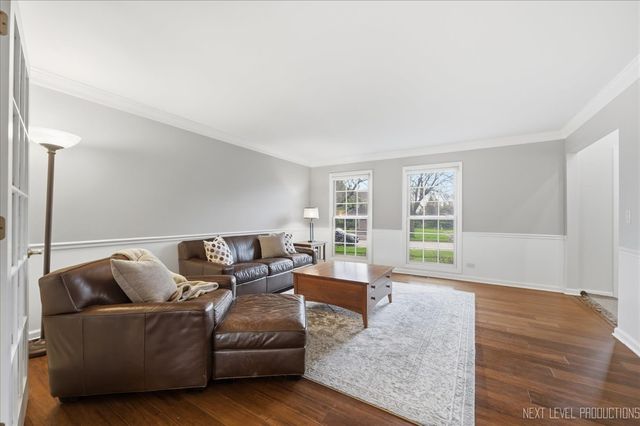 135 Westhaven Circle, Geneva, IL 60134