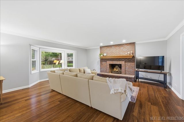 135 Westhaven Circle, Geneva, IL 60134