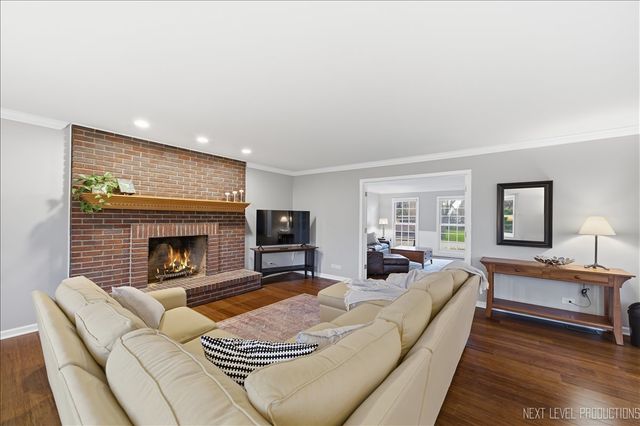 135 Westhaven Circle, Geneva, IL 60134