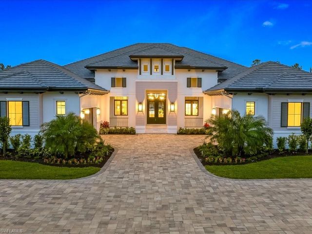6462 Daniels RD, Naples, FL 34109