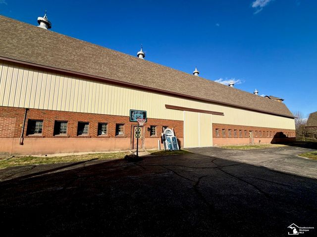 3778 N. Custer Road, Frenchtown Twp, MI 48162