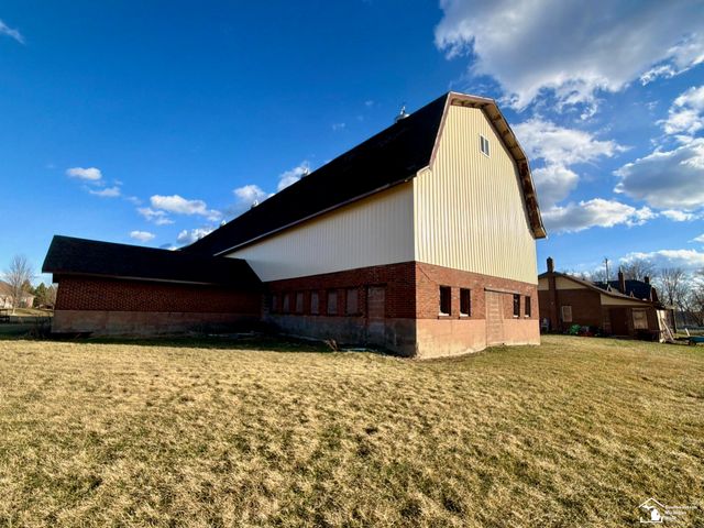 3778 N. Custer Road, Frenchtown Twp, MI 48162