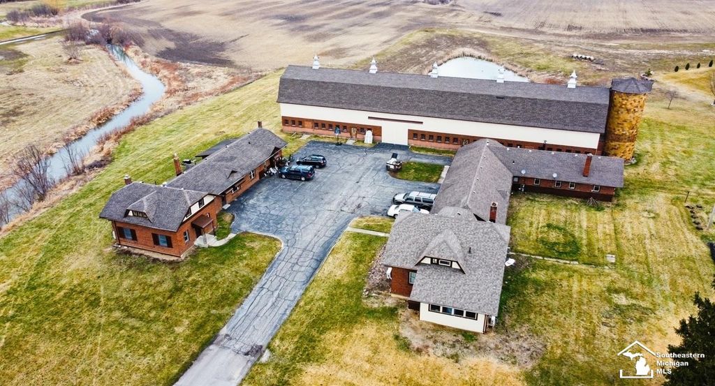 3778 N. Custer Road, Frenchtown Twp, MI 48162