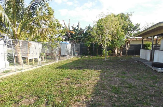 28520 SW 142nd Ave, Homestead, FL 33033
