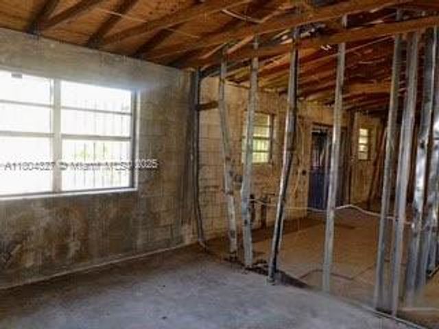 28520 SW 142nd Ave, Homestead, FL 33033