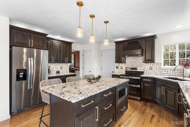 2405 Bobby Jones Court, Belleville, IL 62220