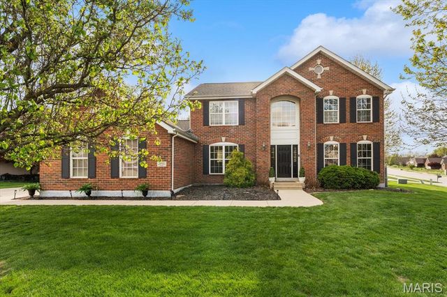 2405 Bobby Jones Court, Belleville, IL 62220