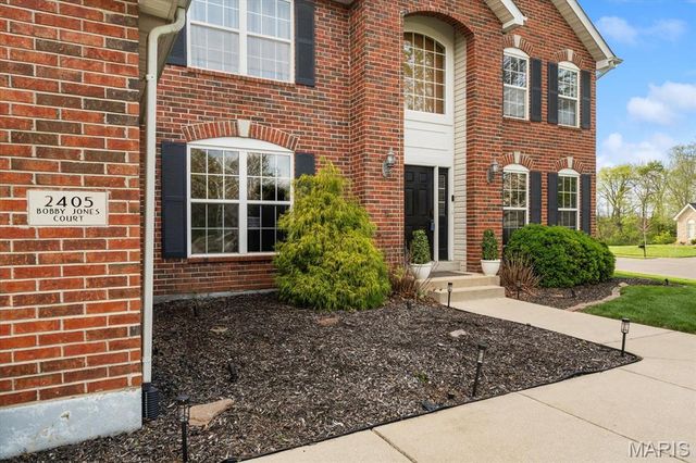 2405 Bobby Jones Court, Belleville, IL 62220
